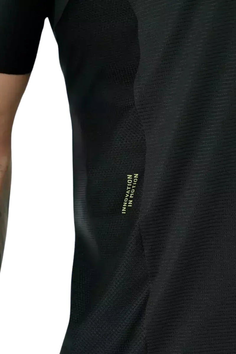 Camiseta Corrida Masculina PRO 405 Preta