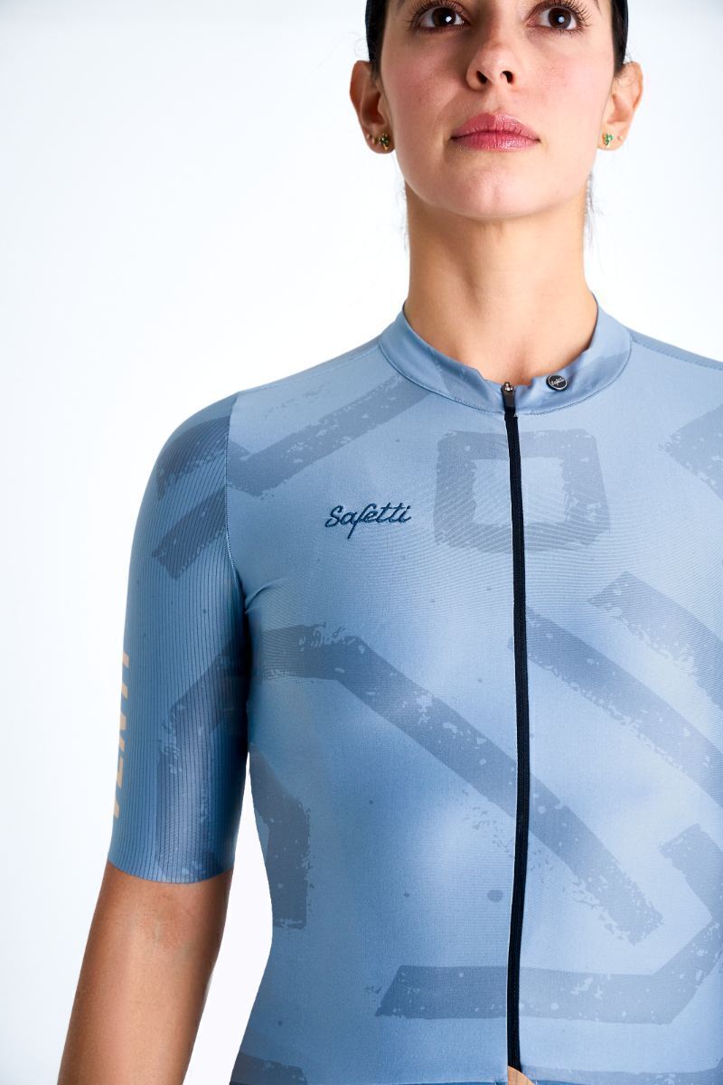 Jersey Fem Engraved Blue