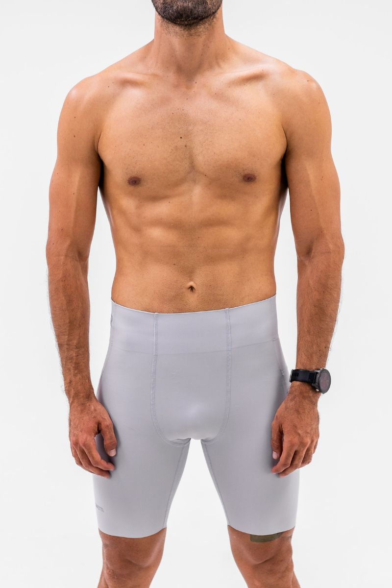 Bermuda de Corrida Masculina Titán EVO Cinza Claro